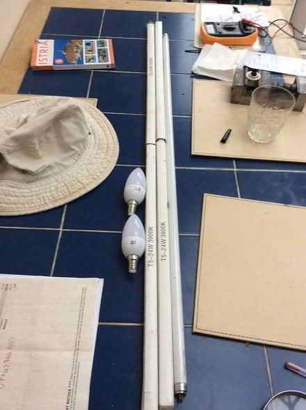 Photo of free Light tubes + small lamp bulbs (Biggleswade) #1
