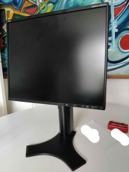 Photo of free Multisync 19" monitor (N8 Hornsey/crouch End) #3