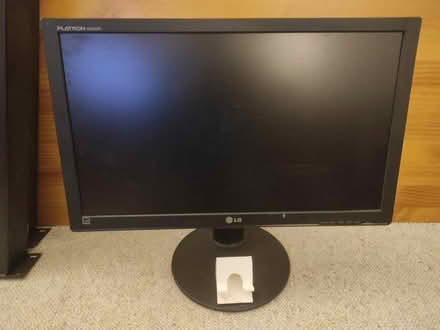 Photo of free 24 inch Monitor (S2 Heeley) #1