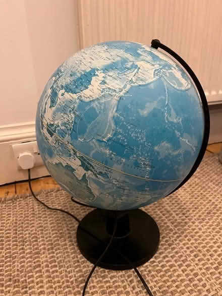 Photo of free Globe (Bruntsfield EH10) #1