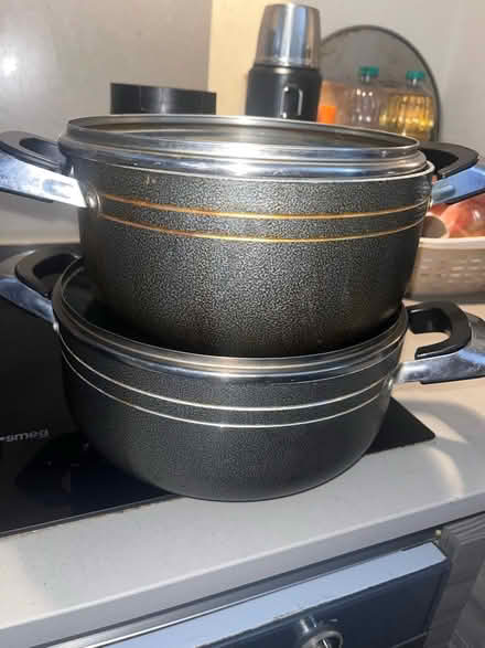 Photo of free Cooking pot set (Croydon, CR0) #1