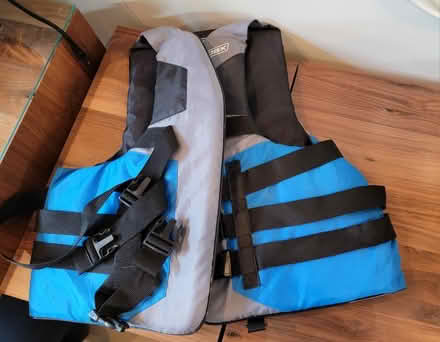 Photo of free DBX Men's Life Vest - Brand New (Los Altos Hills) #1