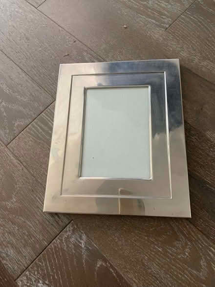 Photo of free Frame for for 4.5’x6.5’ photo (Fairfield Park) #2