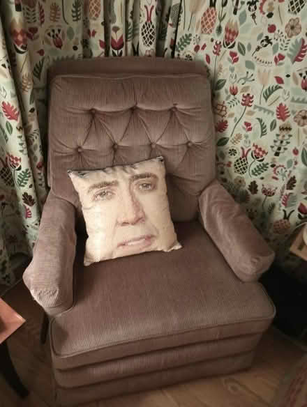 Photo of free Purple recliner (91605) #1