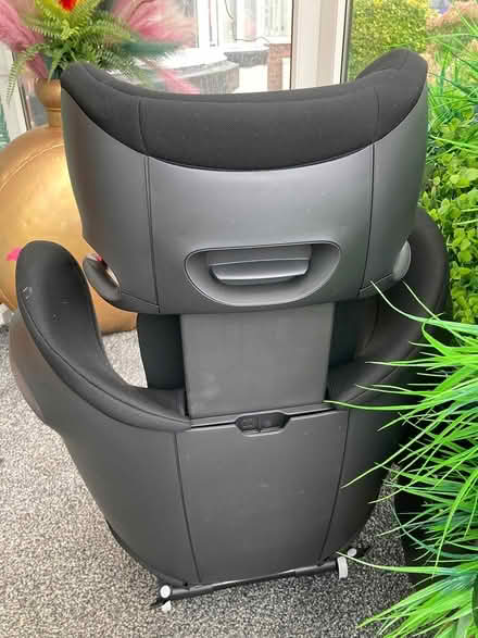 Photo of free 2, child car seats (Ecclesfield Sheffield S35) #2