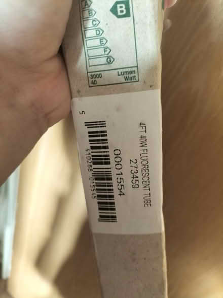 Photo of free Fluorescent tube light bulb (TN37 Hastings) #2