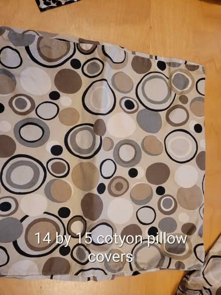 Photo of free smaller cushion covers (kiz 7p3) #1