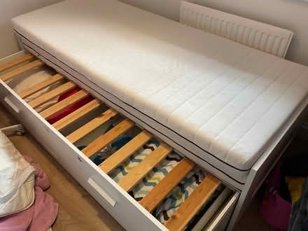 Photo of free Spare double bed (Sandhurst) #1
