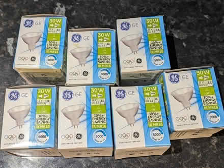 Photo of free Halogen bulbs 30W GU 5.3 (Littleover, Derby DE23) #1