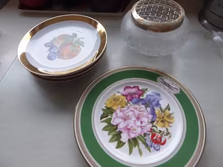 Photo of free Bone china (Creigiau Rhiwledyn LL30) #4