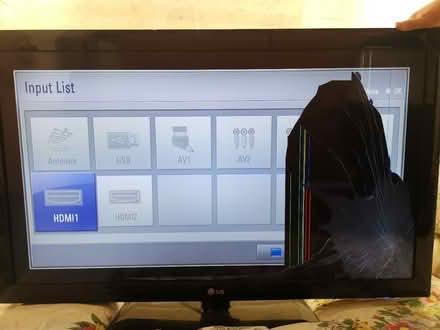Photo of free LG 42inch TV (damaged) (SE6) #1