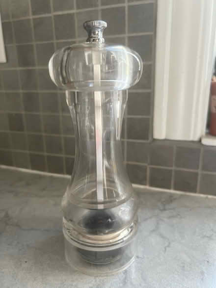 Photo of free pepper mill (Westvale) #1
