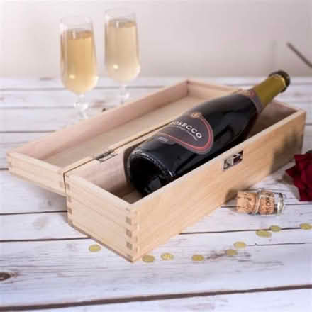 Photo of Wooden box/ wooden wine box (Buckhurst Hill IG9) #1