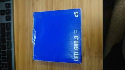Photo of free LED GU5.3 bulbs 4000k 4.5w x5 (N16) #3