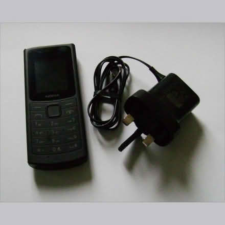 Photo of free Nokia phone with charger (Cowley OX4) #1