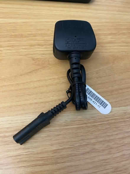 Photo of free β‘οΈ Universal Power Adapter (Richmond TW9) #1