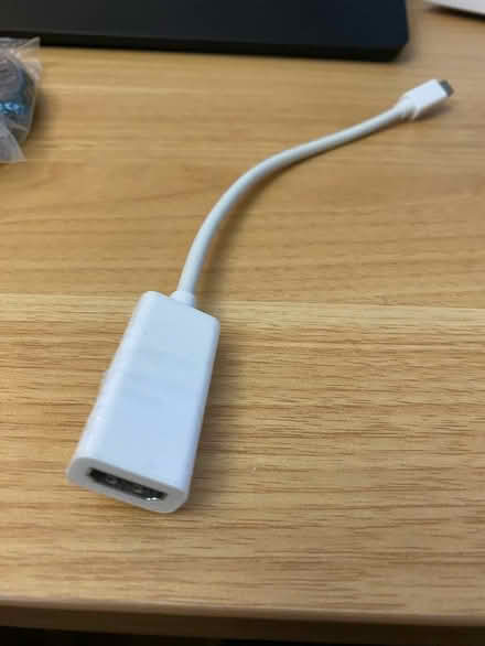 Photo of free π©οΈ Thunderbolt to HDMI Adapter (Richmond TW9) #2