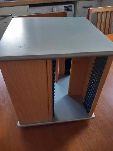 Photo of free CD stand (Faringdon SN7) #2