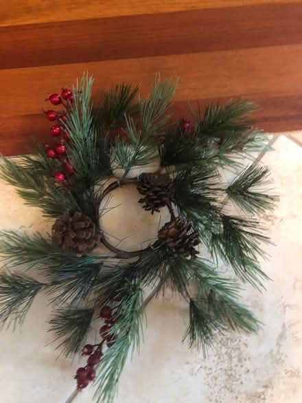 Photo of free Xmas Garland and Decorations (Medinah) #4