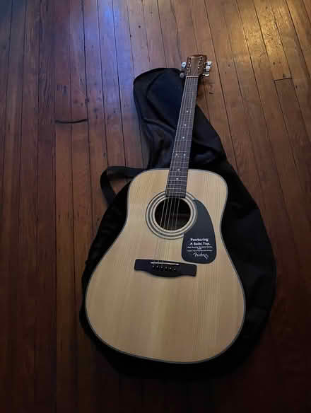 Photo of free Fender Guitar (Chestnut Hill) #1
