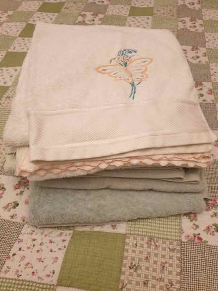 Photo of free Towels (Mackworth Estate DE22) #2