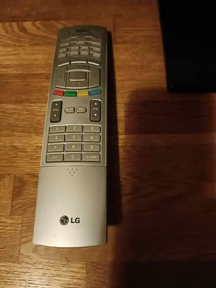 Photo of free LG TV with a fault (Napsbury AL2) #3
