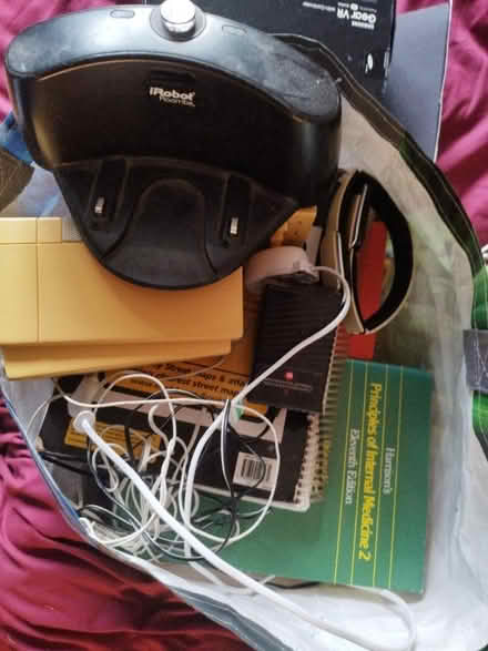 Photo of free bag full of random stuff (N4) #3