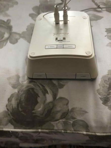 Photo of free Philipsdigital alarm old ipod stand (E3 near Devons road DLR) #3