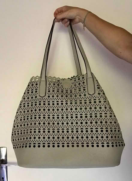 Photo of free Pale blue large handbag (Elephant and castle SE1) #1