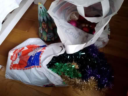 Photo of free Christmas Decorations (ME9) #1