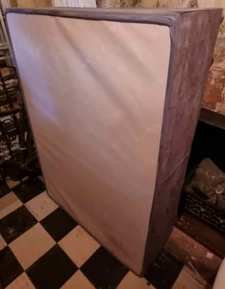 Photo of free Double mattress and divan base (Bexley DA5) #2