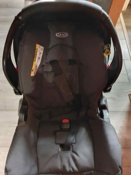 Photo of free 2 first size car seats (Shoreham by sea BN43) #4