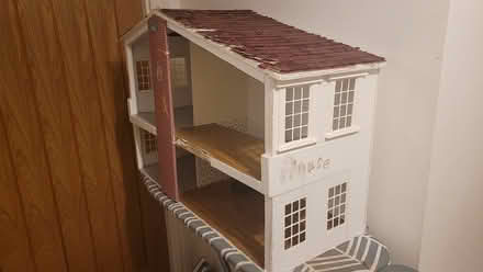 Photo of free Dollhouse for renovation (DD2 Adler) #2