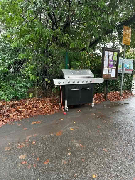 Photo of free Used large gas bbq (DA4) #1