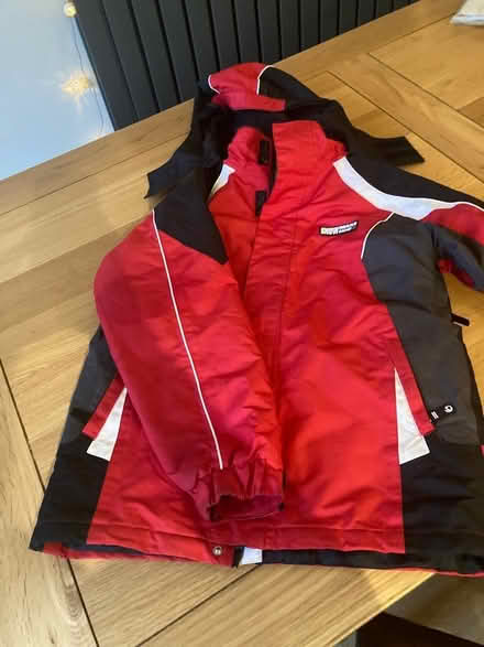 Photo of free Kids ski jacket (age 10-11) (Gwaelod-y-Garth (CF15)) #1