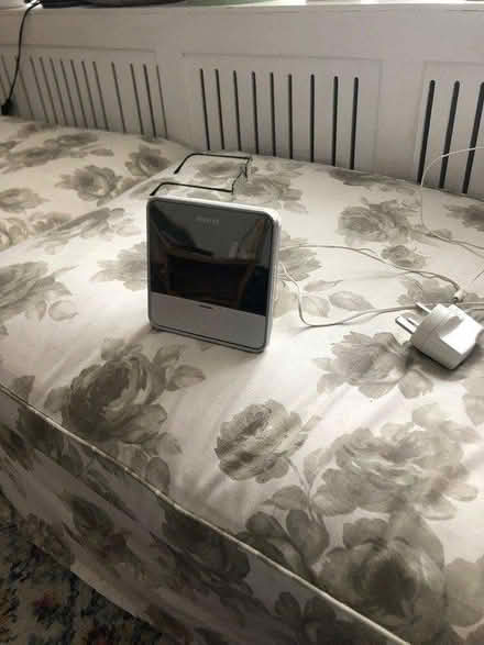 Photo of free Philipsdigital alarm old ipod stand (E3 near Devons road DLR) #1