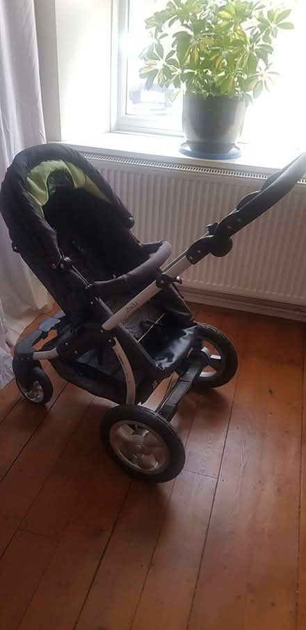 Photo of free Combi pram/stroller (Portway, Frome, BA11) #2