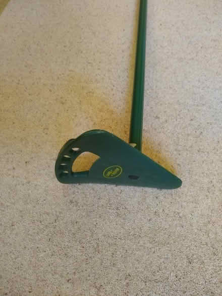 Photo of free Shooting Sticks (Caversham RG4) #1