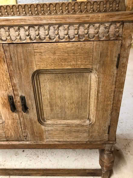 Photo of free Oak cupboard/Sideboard (Nr Thatcham (Nr Thatcham (Bucklebury)) #1