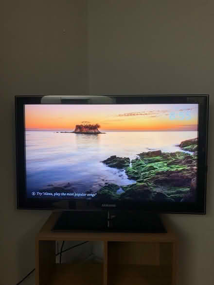 Photo of free Samsung TV (Stroud Green) #1