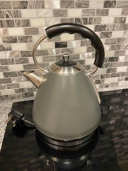 Photo of free Electric kettle (Broadwater Down TN2) #1