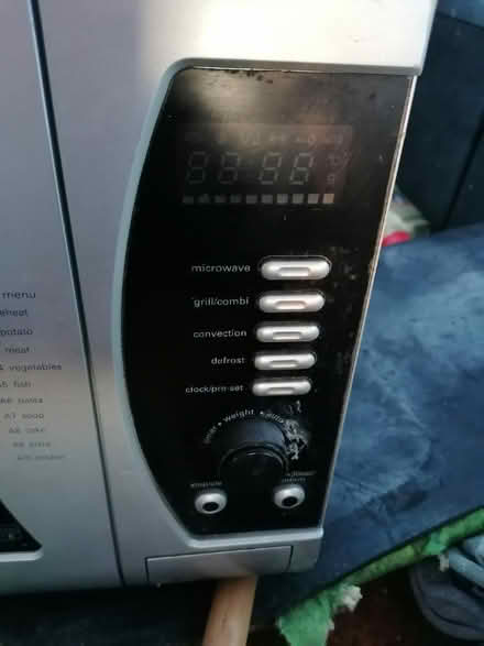 Photo of free kenwood microwave (Starbeck HG1) #2