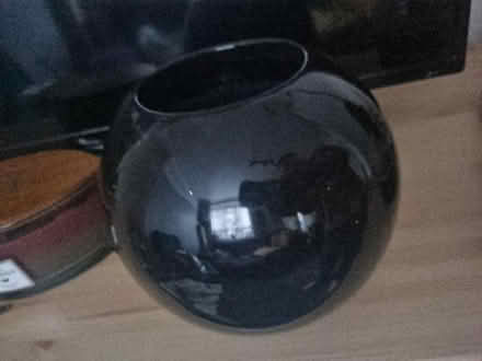 Photo of free Flower pot/ vase (SE1) #1