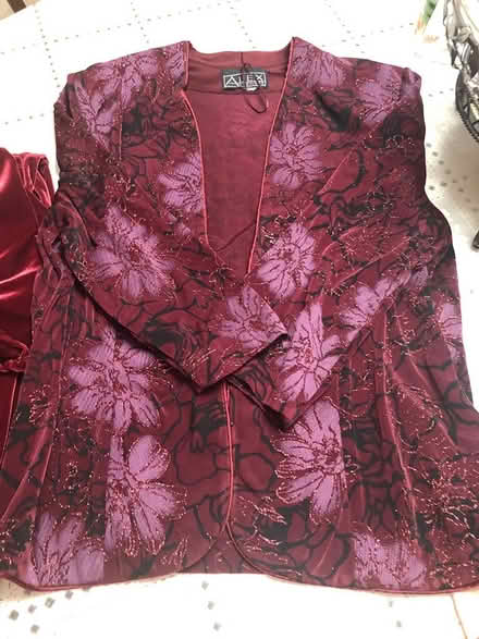 Photo of free Women’s Size 16 Pants Suit (Medinah) #2
