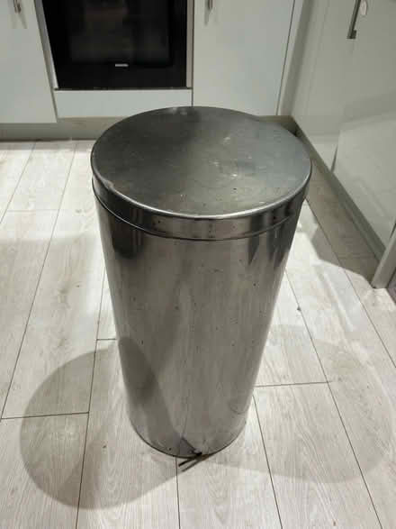 Photo of free 30L chrome bin (Burnage, M19) #1