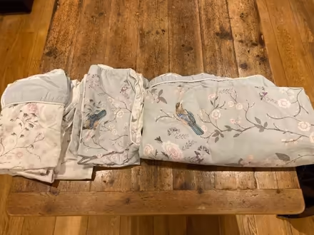 Photo of free Cotton King Duvet Set + Pillowcases Birds (CT21) #1