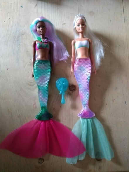 Photo of free Two Barbie Colour Reveal Mermaids (Great Moor SK2) #1