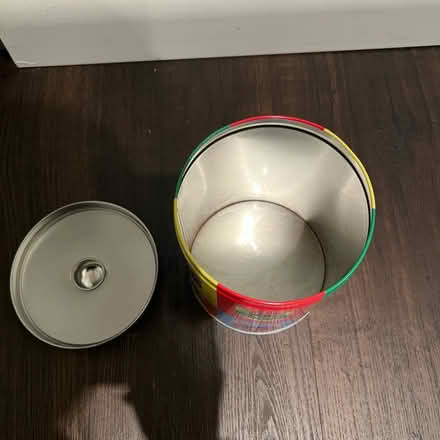 Photo of free Cat face tin (Midtown on Elmendorf, Kingston) #3