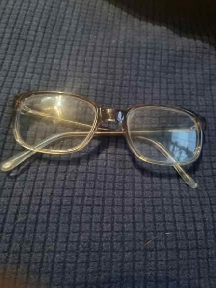 Photo of free Reading glasses 1.5+ (SE1) #1