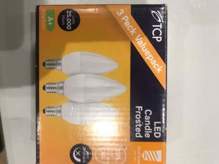 Photo of free LED and Other lightbulbs (Wantage town centre) #4